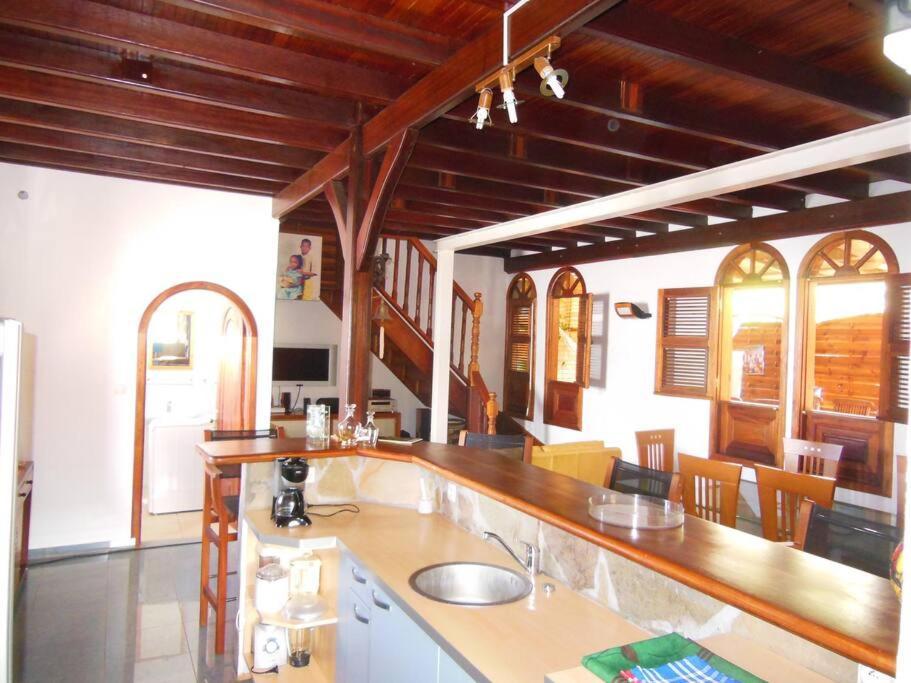 Maison Situee Dans Un Petit Village De Pecheur Le Carbet Kültér fotó